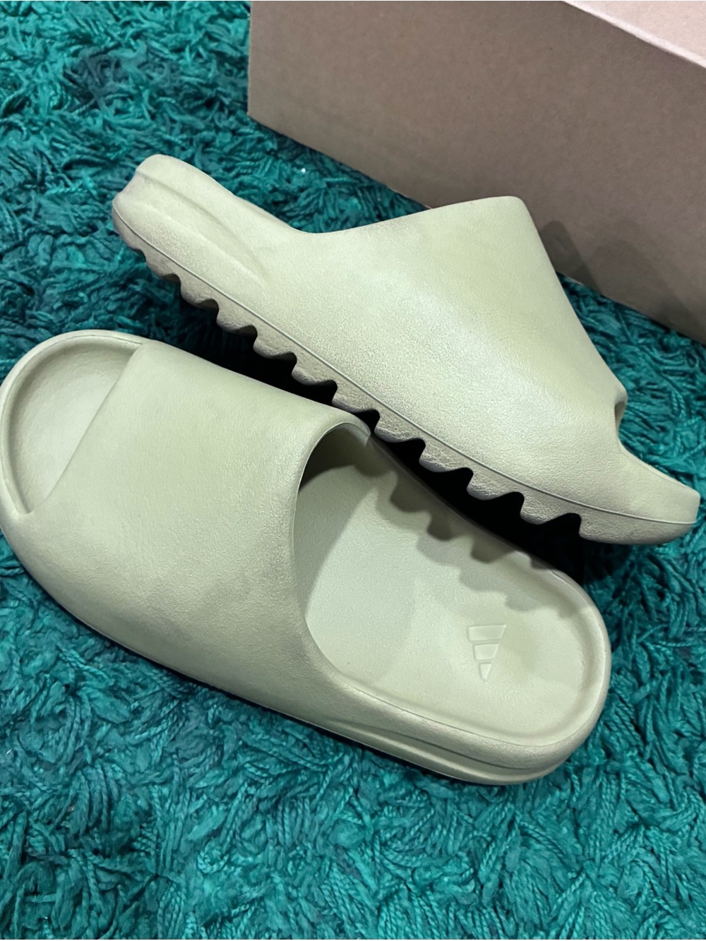 adidas Yeezy Slide Resin Size 9 Pre-Owned/Used OG ALL GOOD CONDO 100% AUTHENTIC!